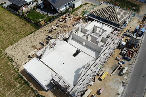 Neubau von zwei Doppelhaushälften und einem Einfamilienhaus in Erkelenz